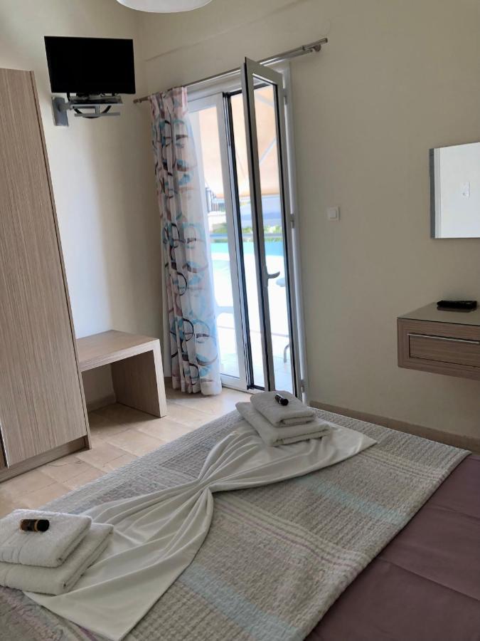 Angelica Studios and Apartments Agia Marina Exterior foto