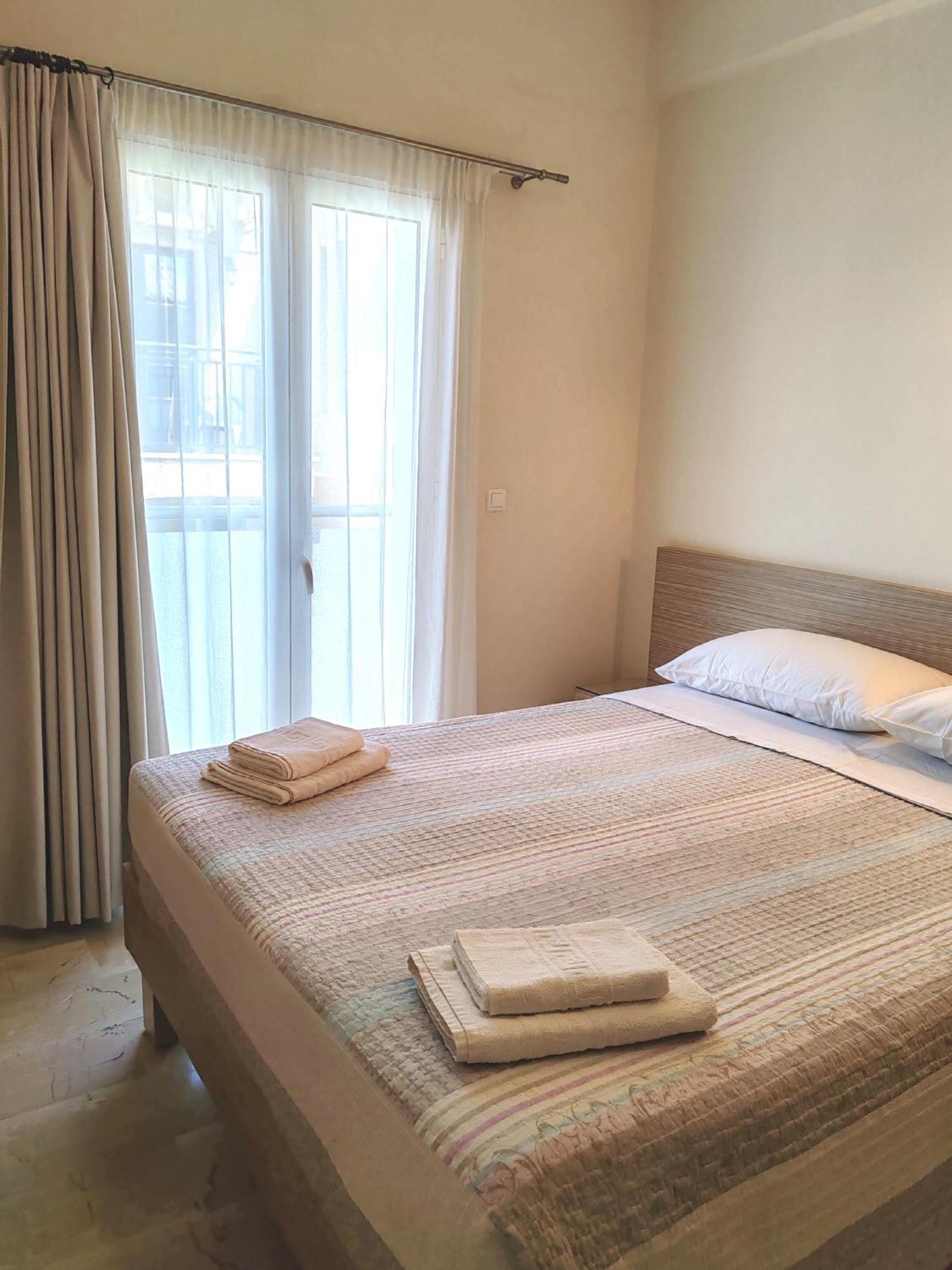 Angelica Studios and Apartments Agia Marina Exterior foto
