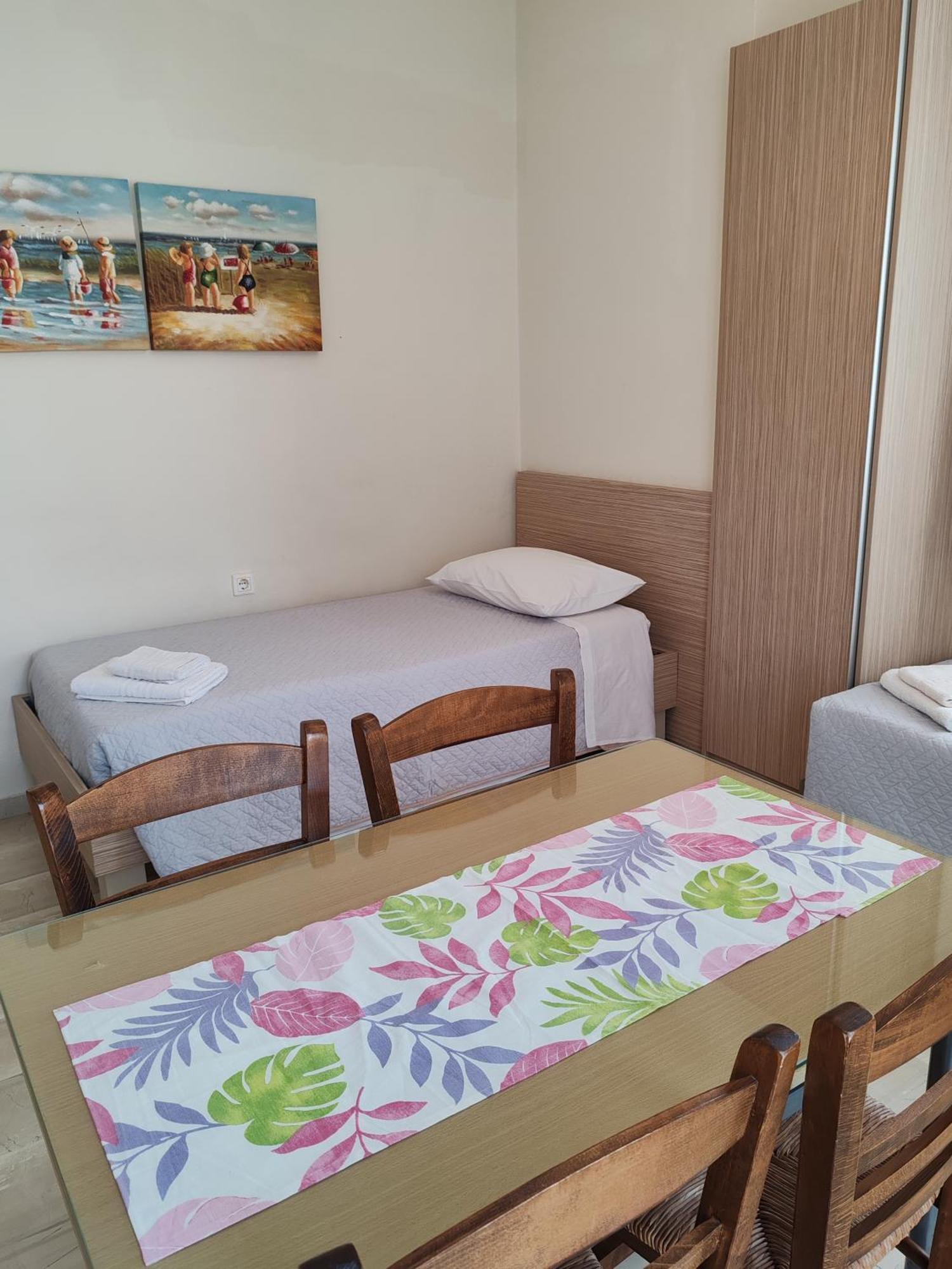 Angelica Studios and Apartments Agia Marina Exterior foto