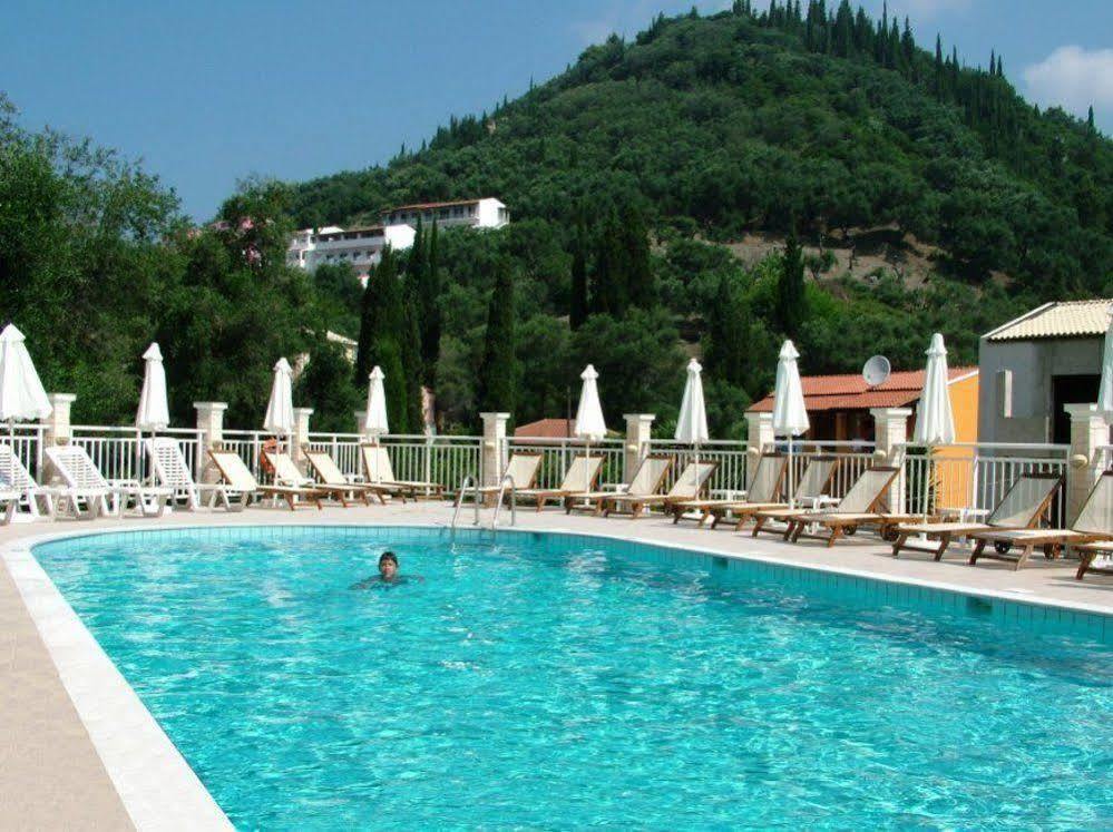 Angelica Studios and Apartments Agia Marina Exterior foto