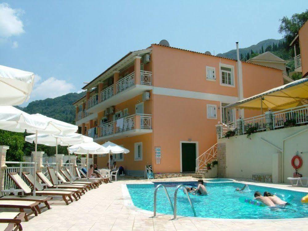 Angelica Studios and Apartments Agia Marina Exterior foto